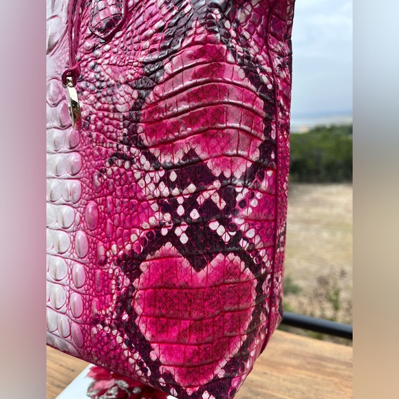 NWT Brahmin Crown of Hearts Large Duxbury Ombre Melbourne Satchel - Picture 8 of 14